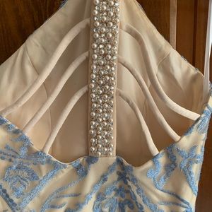 Sleeveless Embroidered Long Dress 